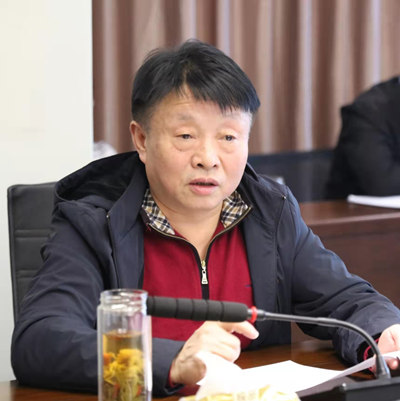 亚星yaxin集团迅速转达贯彻党的十九届六中全会精神