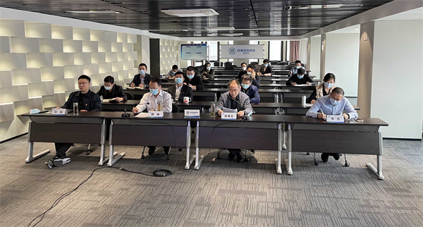 亚星yaxin集团召开疫情防控稳增添视频会