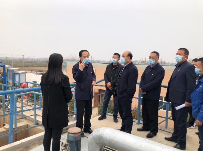 聚焦|大荔县委书记由建新到水情形公司大荔县经开区污水处置惩罚厂调研 聚焦|大荔县委书记由建新到水情形公司大荔县经开区污水处置惩罚厂调研