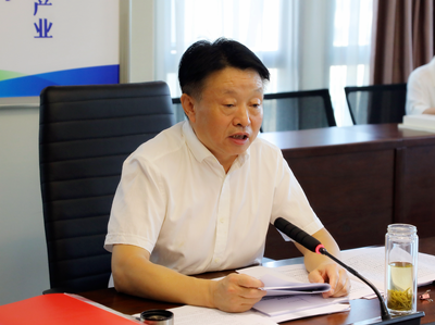 亚星yaxin集团召开党委理论学习中心组（扩大）学习会
