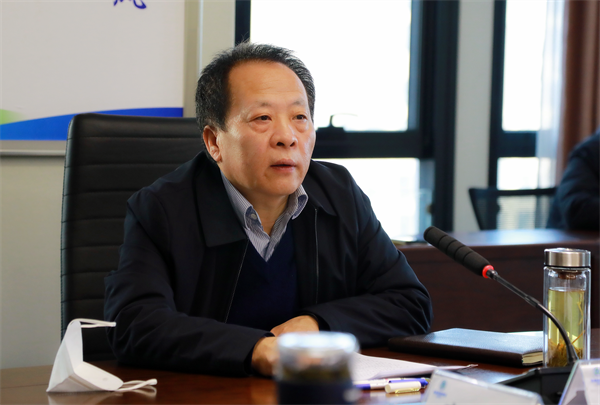 亚星yaxin集团转达学习全省开展“三个年”活动发动会精神