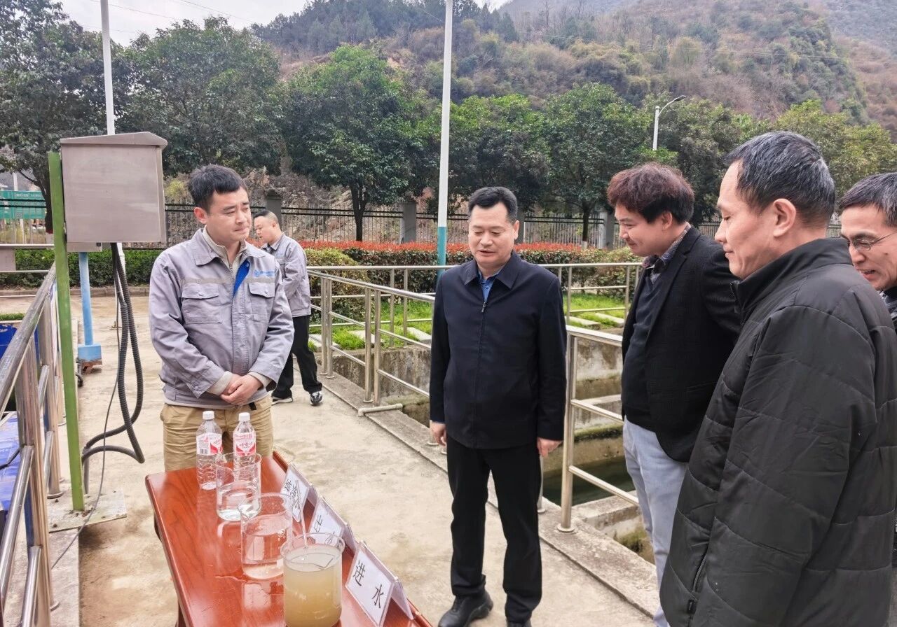 陕西省生态情形厅二级巡视员宋秋光到水情形公司镇安污水处置惩罚厂调研